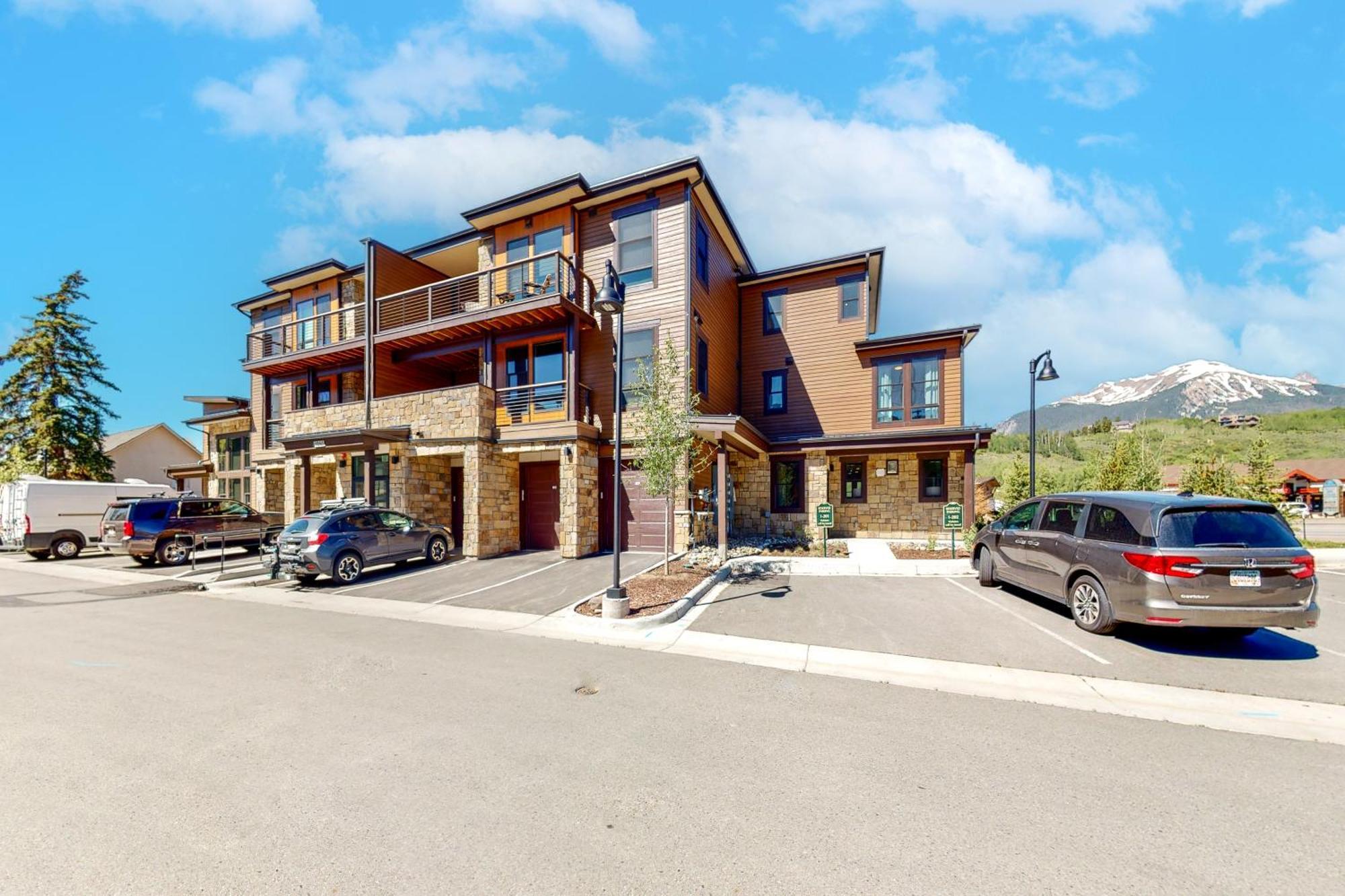 Blue River Flats Condos Сілвертон Номер фото