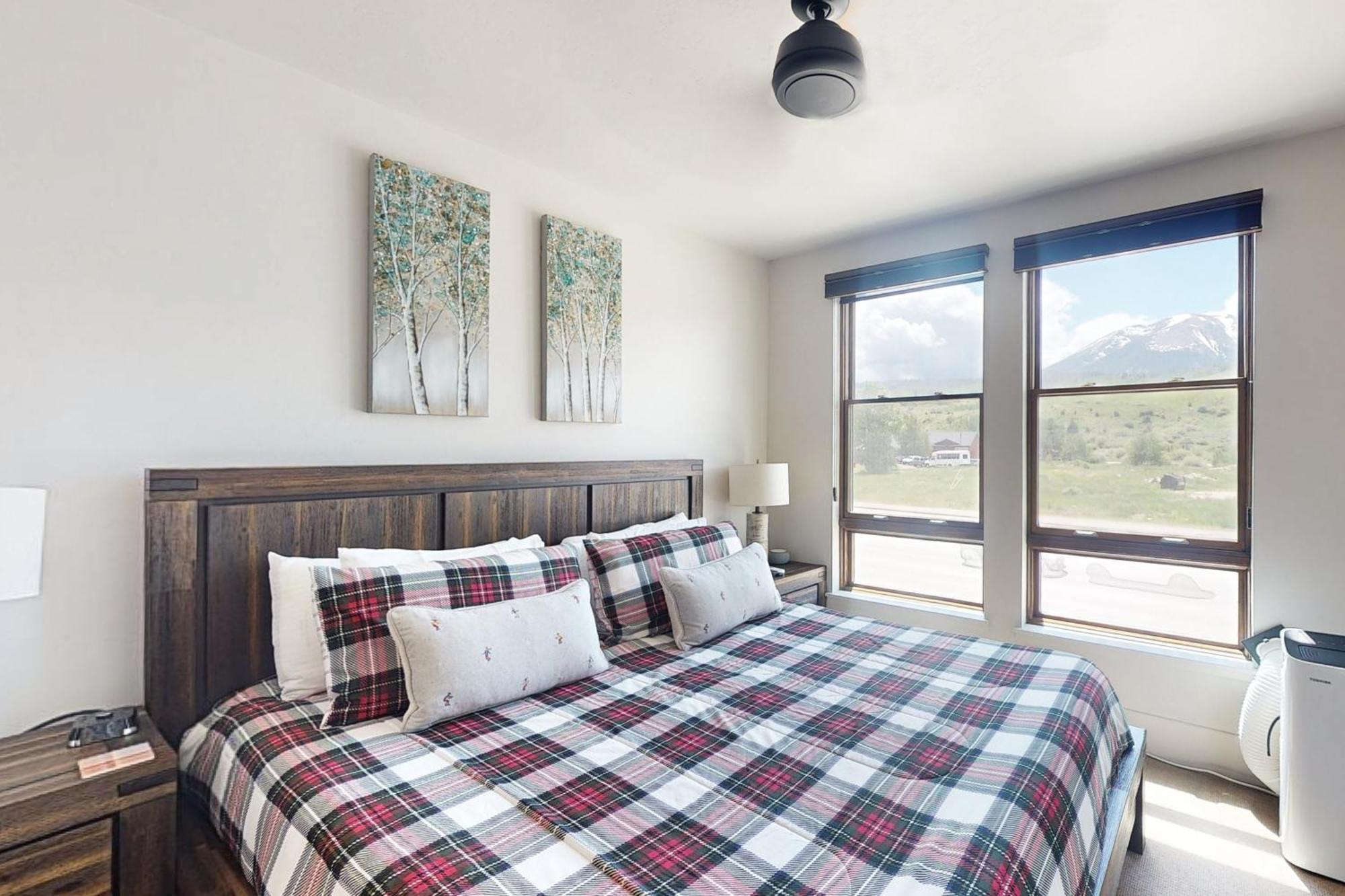 Blue River Flats Condos Сілвертон Номер фото